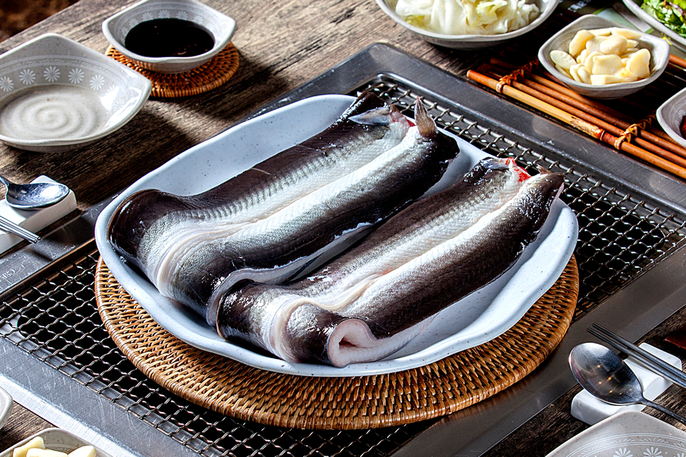 "NEW" Freshwater Eel Fillet 손질된 민물 장어 (Approx - 8oz/10oz/12oz)